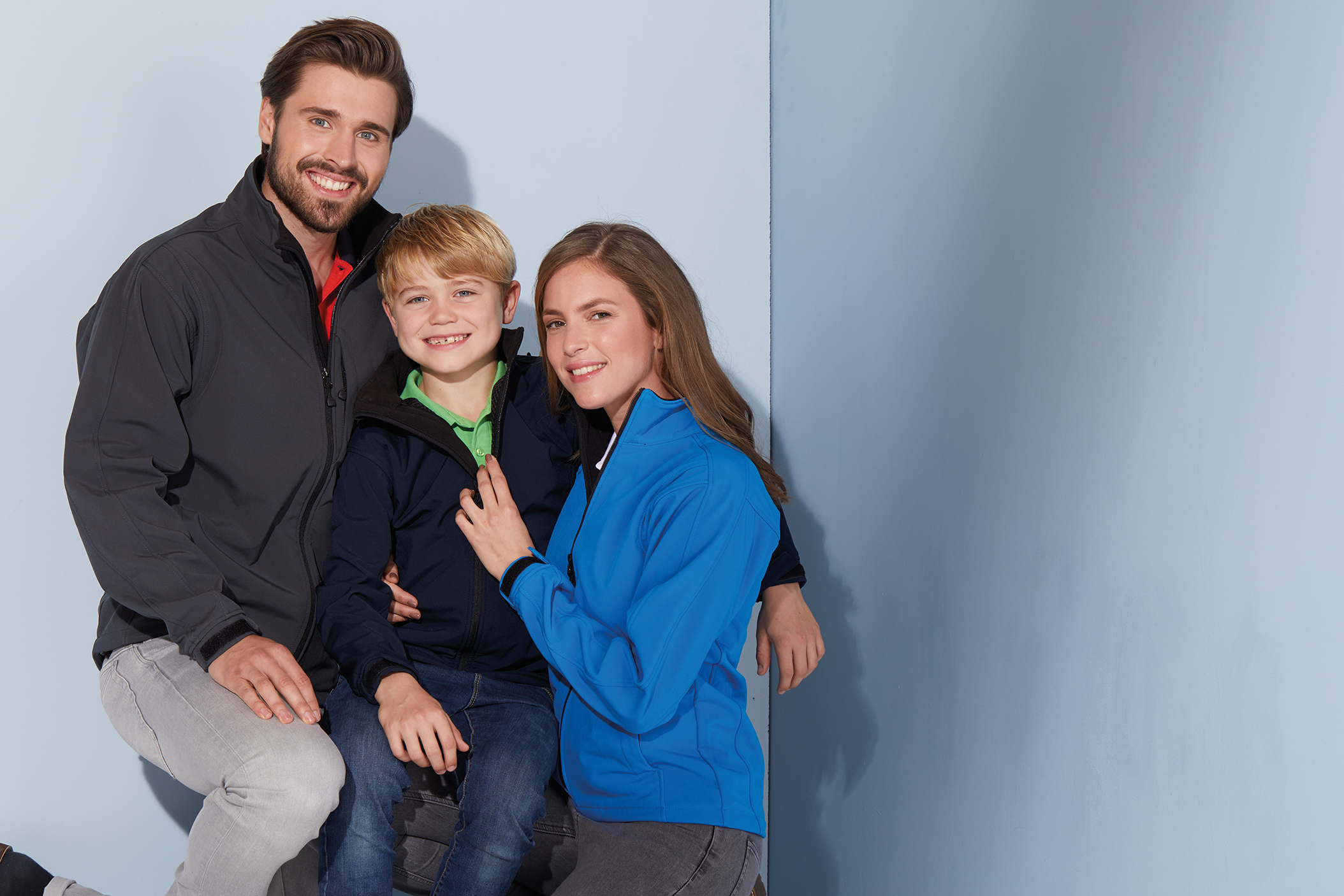 Men's Softshell Jacket JN135 Trendige Jacke aus Softshell Men's Softshell Jacket JN135 Trendige Jacke aus Softshell
