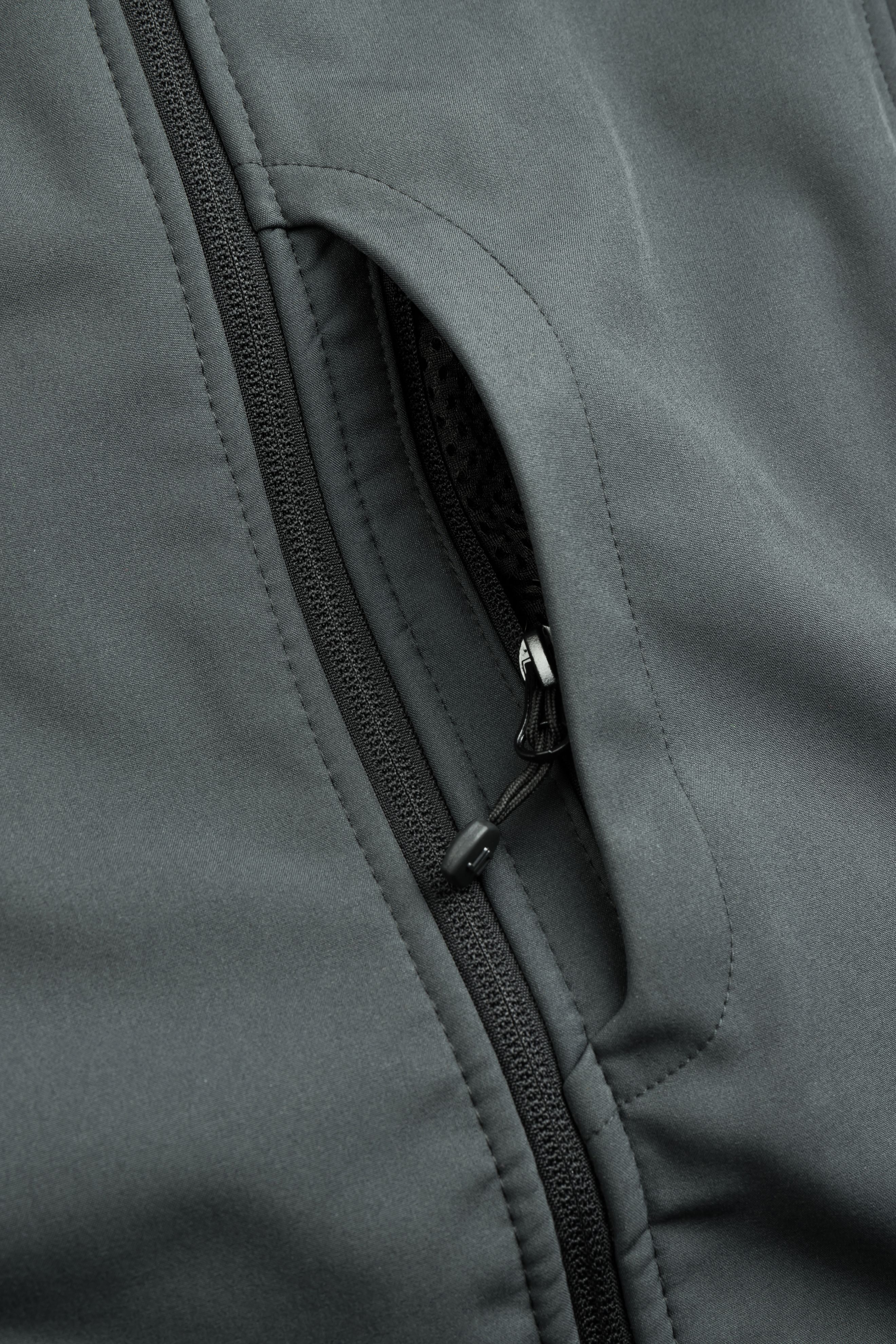 Men's Softshell Jacket JN135 Trendige Jacke aus Softshell Men's Softshell Jacket JN135 Trendige Jacke aus Softshell