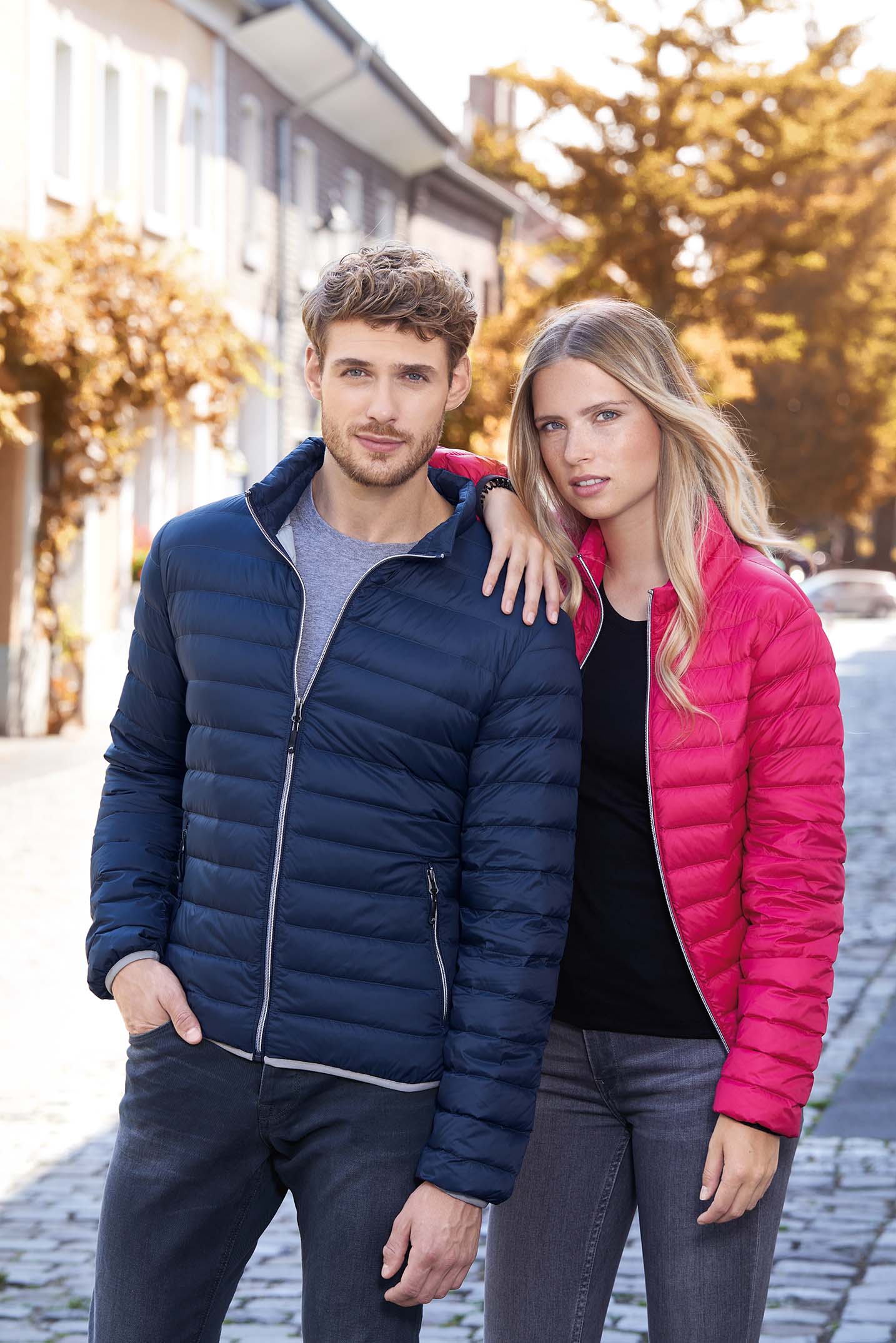 Men's Down Jacket JN1140 Leichte Daunenjacke im klassischen Design Men's Down Jacket JN1140 Leichte Daunenjacke im klassischen Design
