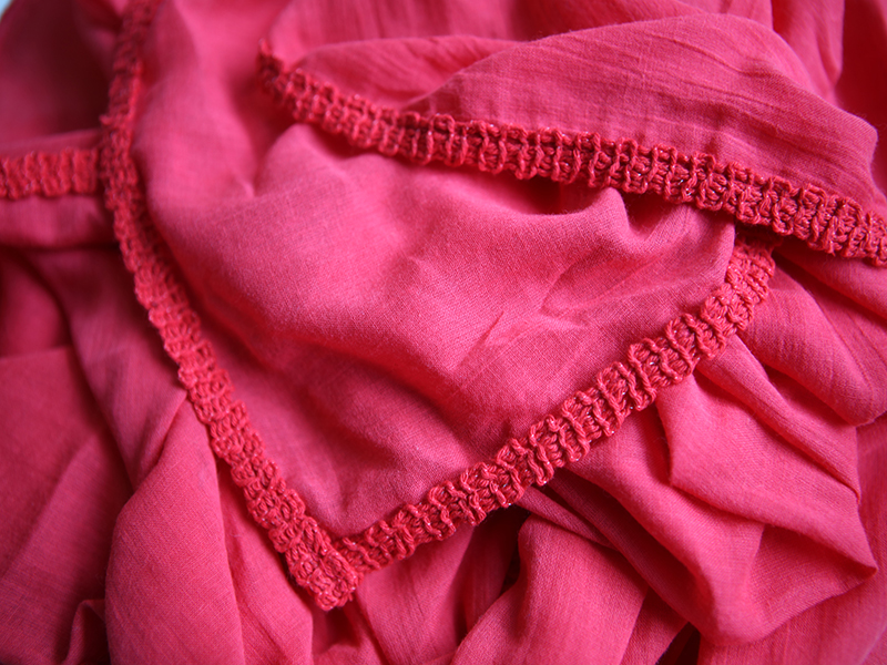 Cotton Scarf MB6404 Modischer Schal mit Zierbordüre entlang der Kante