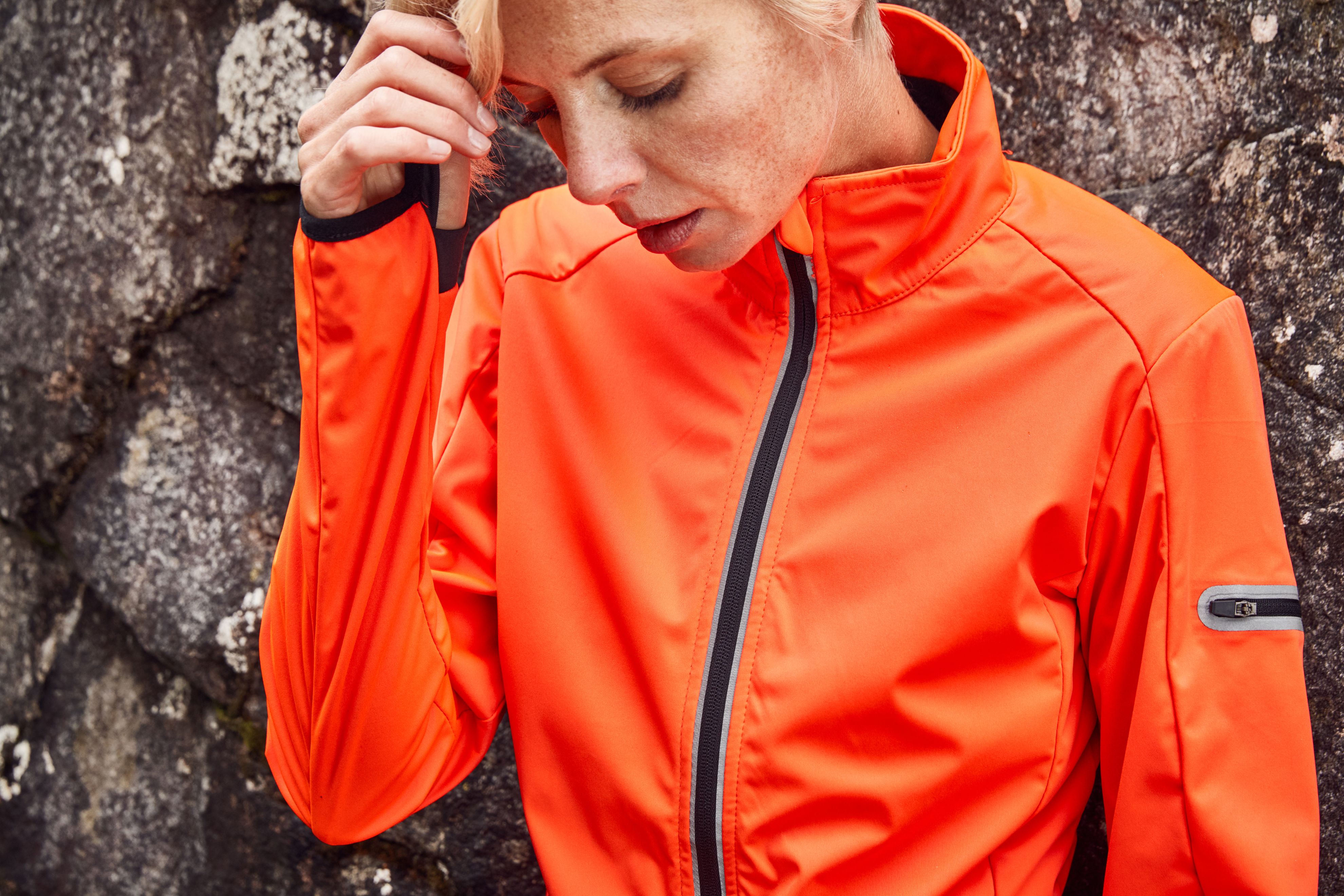 Ladies' Sports Softshell Jacket JN1125 Funktionelle Softshell-Jacke für Sport, Freizeit und Promotion