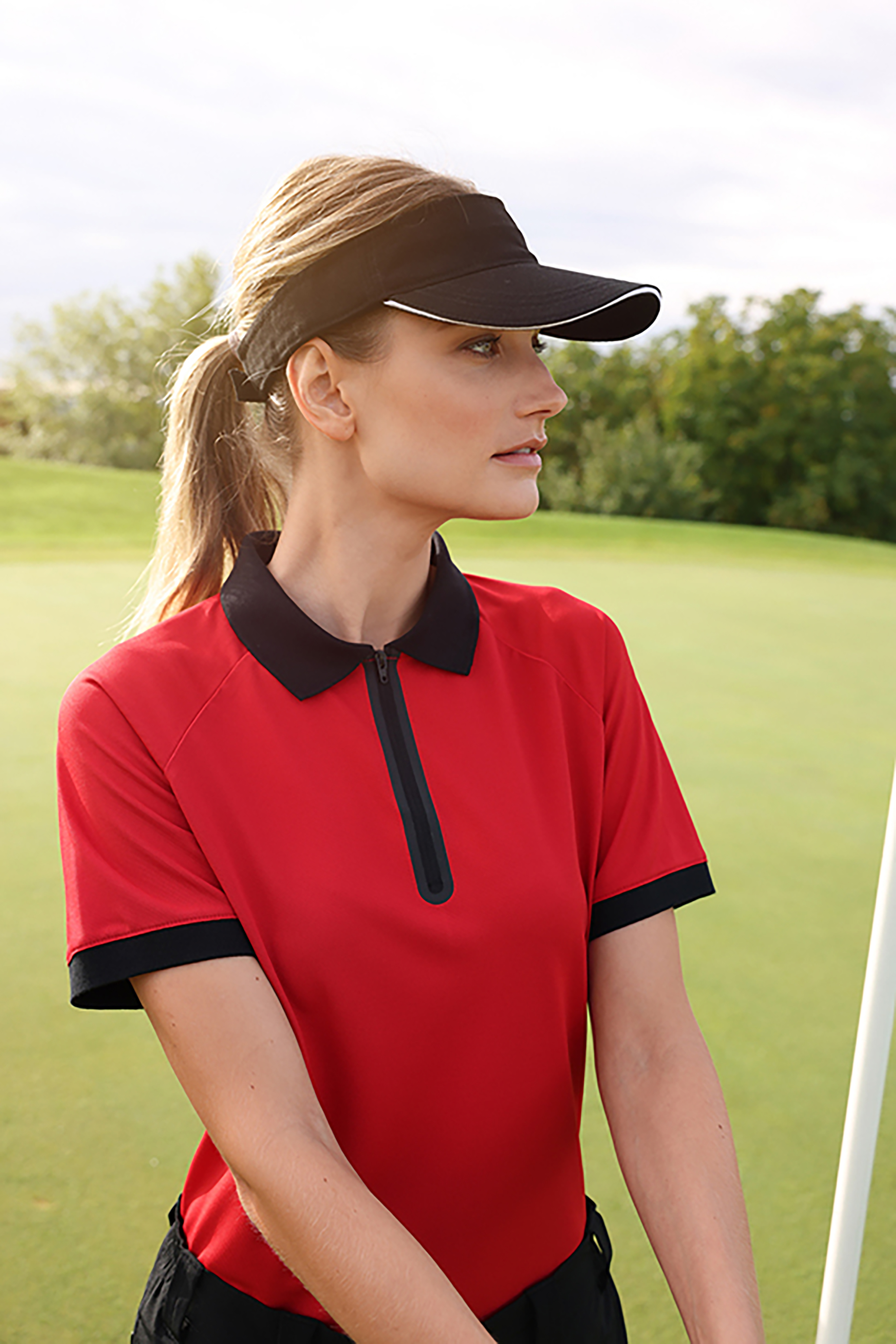 Sandwich Sunvisor MB6123 Trendiger Sunvisor mit kontrastfarbigem Sandwich