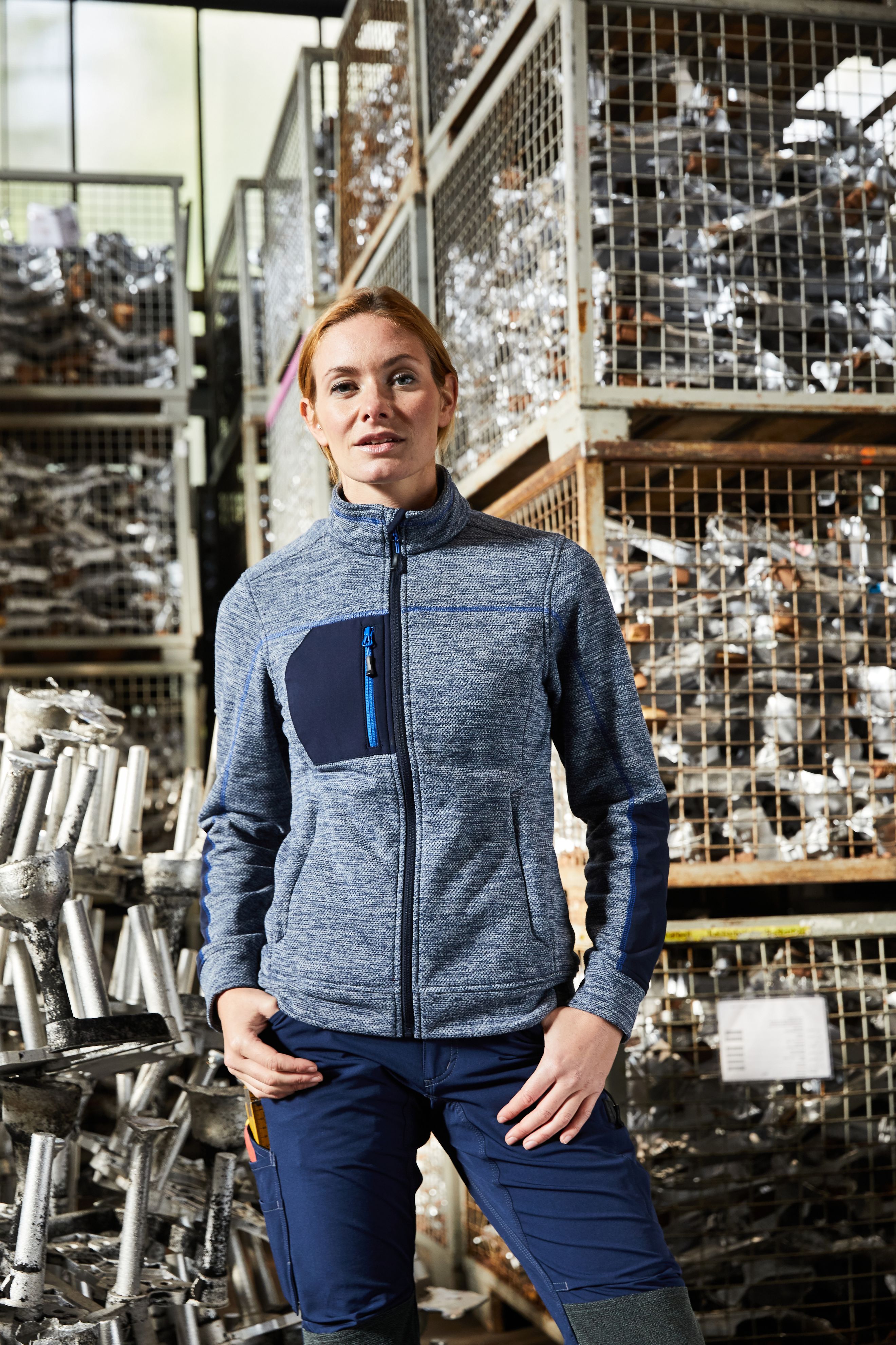 Ladies' Structure Fleece Jacket JN1817 Pflegeleichte Strick-Fleecejacke für Arbeit und Freizeit Ladies' Structure Fleece Jacket JN1817 Pflegeleichte Strick-Fleecejacke für Arbeit und Freizeit