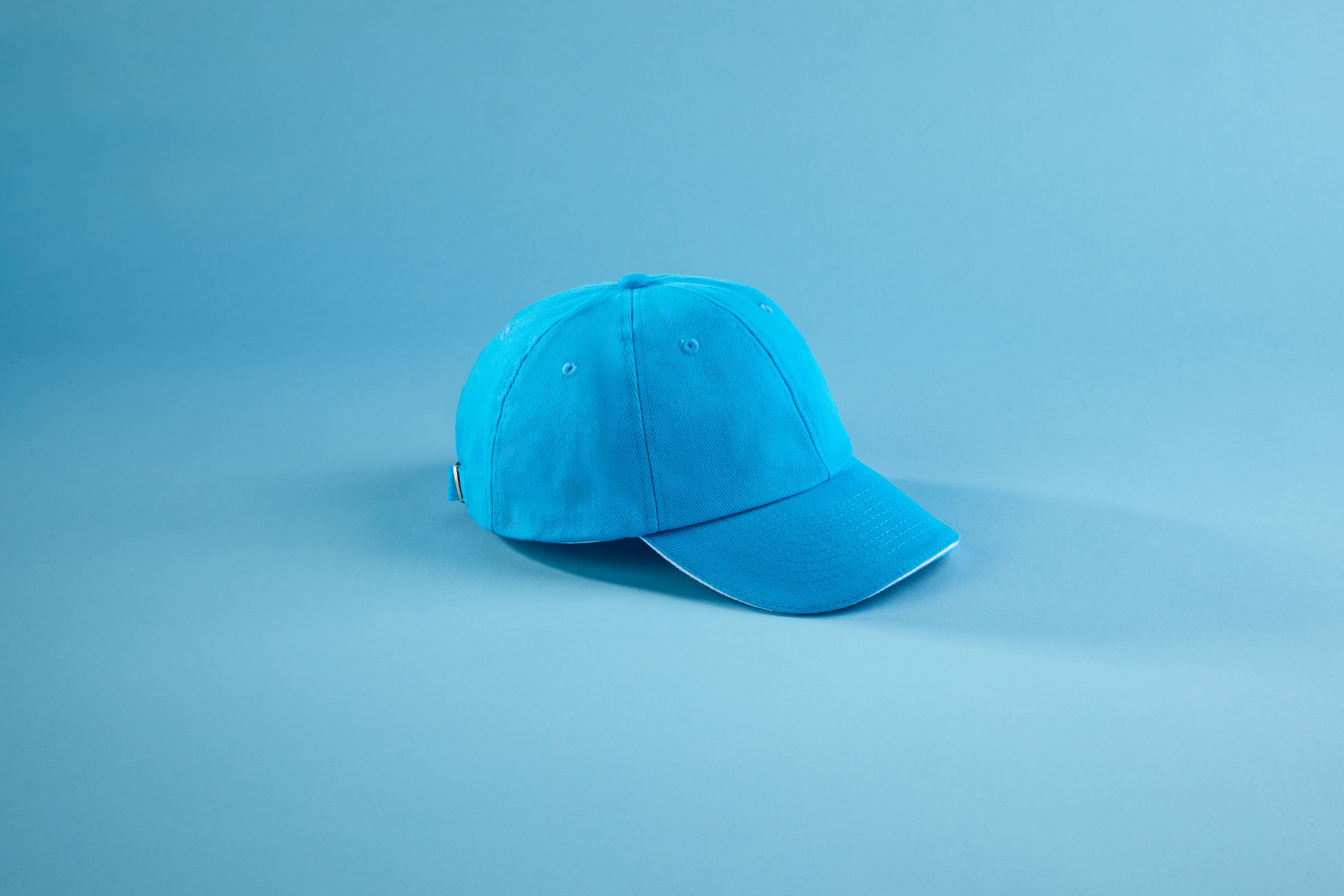 6 Panel Raver Sandwich Cap MB6112 Klassisches Allround-Cap mit kontrastfarbigem Sandwich