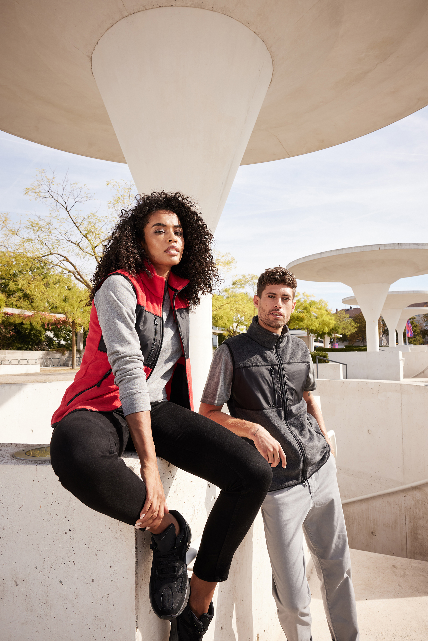 Men's Fleece Vest JN1310 Fleeceweste im Materialmix Men's Fleece Vest JN1310 Fleeceweste im Materialmix