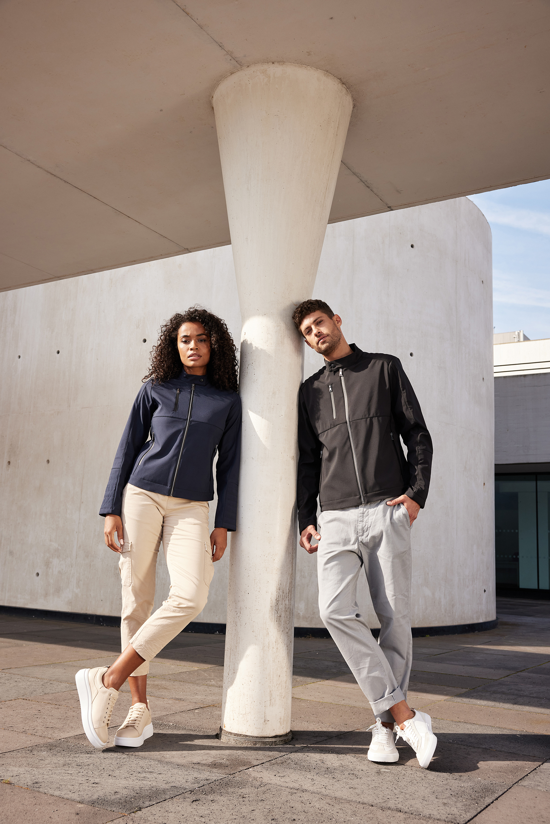 Ladies' Softshell Jacket JN1315 Softshelljacke in sportlichem Design Ladies' Softshell Jacket JN1315 Softshelljacke in sportlichem Design