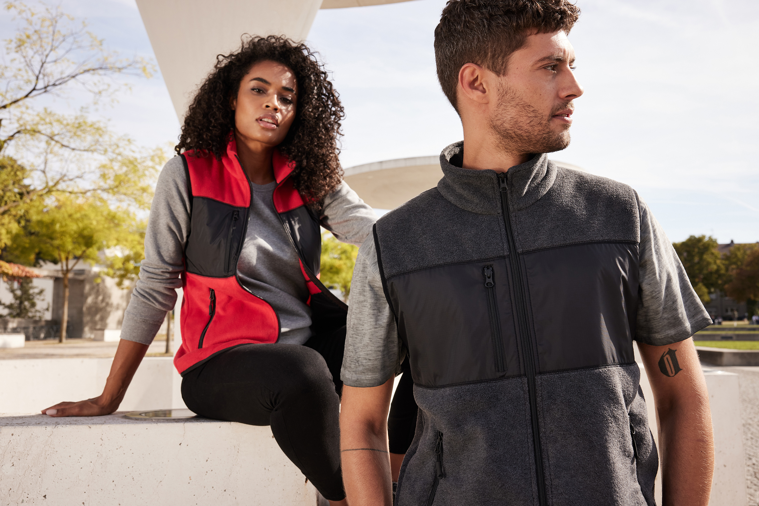 Men's Fleece Vest JN1310 Fleeceweste im Materialmix Men's Fleece Vest JN1310 Fleeceweste im Materialmix