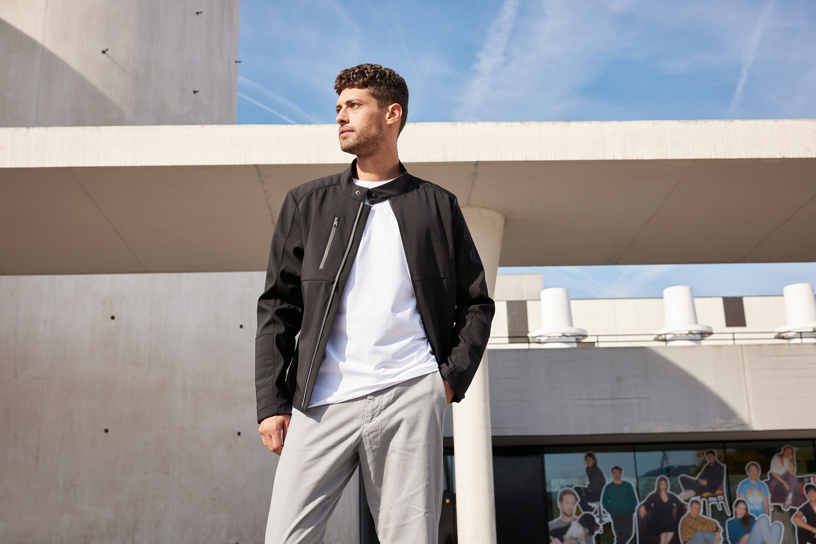 Men's Softshell Jacket JN1316 Softshelljacke in sportlichem Design Men's Softshell Jacket JN1316 Softshelljacke in sportlichem Design