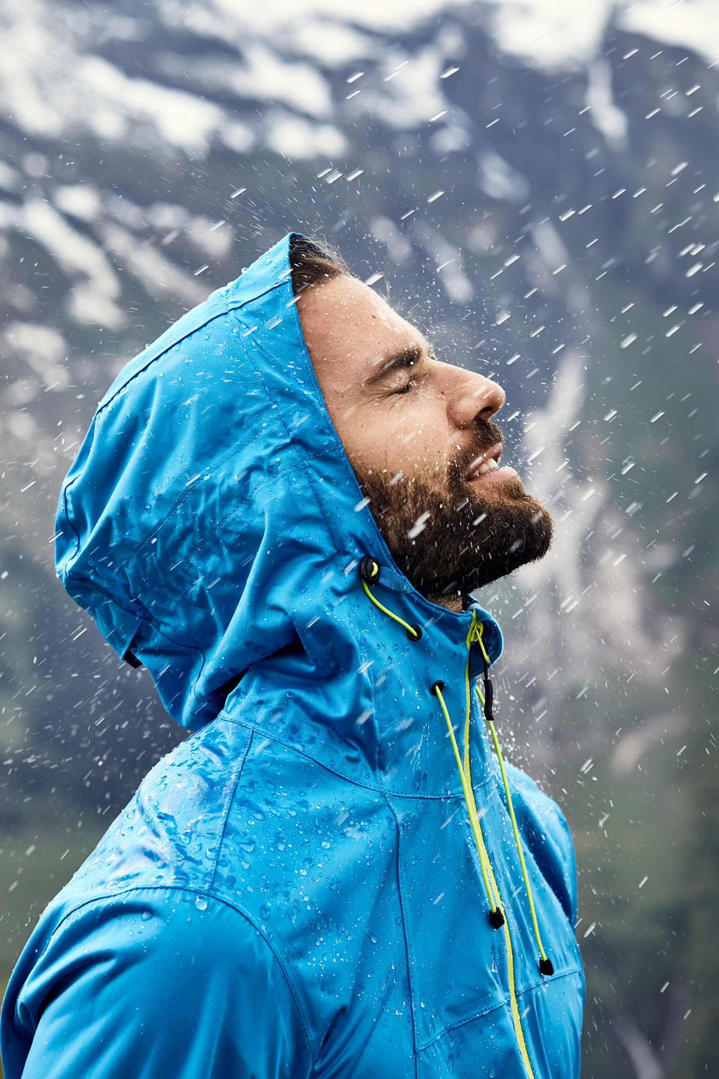 Men's Outdoor Jacket JN1098 Ultraleichte Softshell-Jacke für extreme Wetterbedingungen Men's Outdoor Jacket JN1098 Ultraleichte Softshell-Jacke für extreme Wetterbedingungen