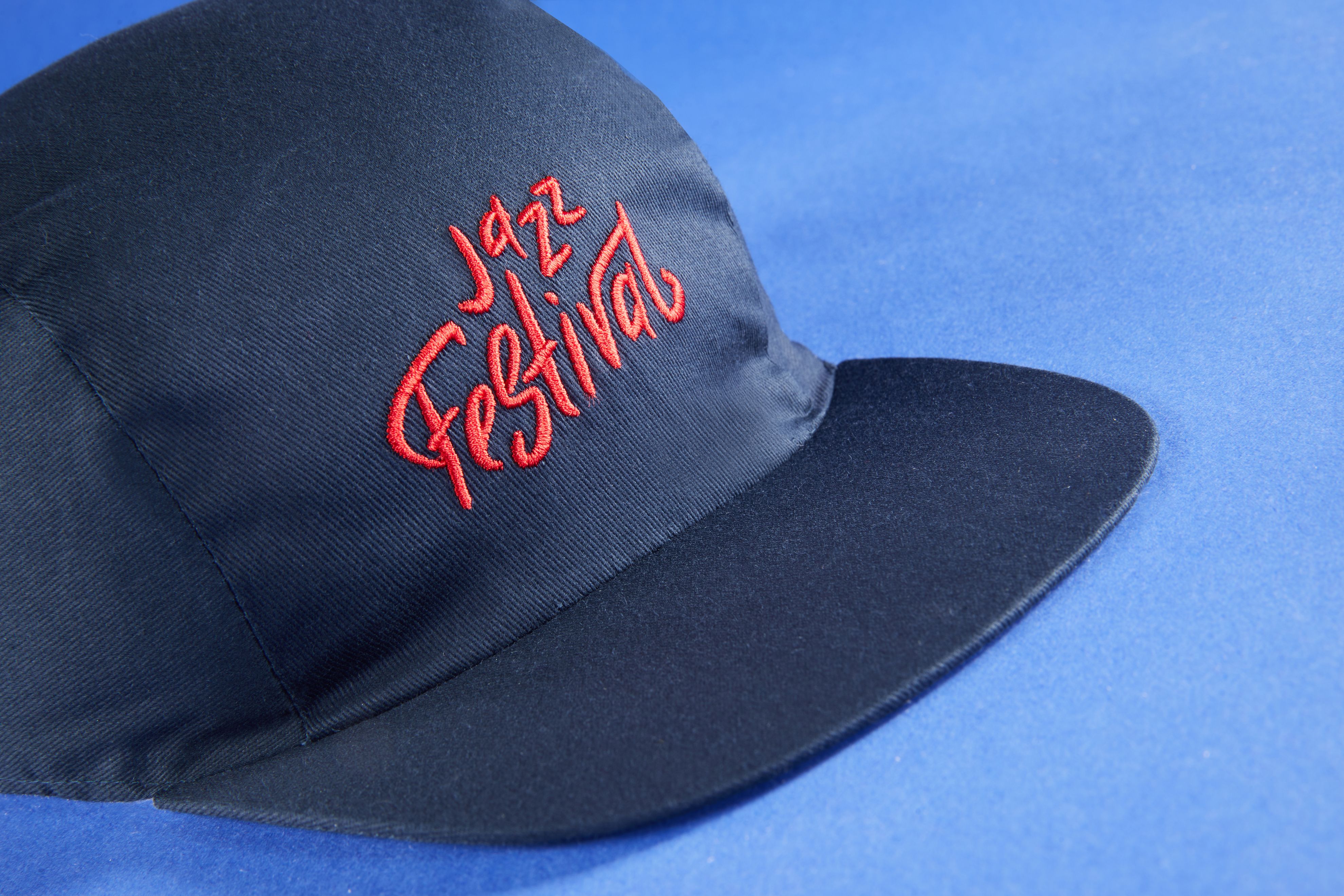 3 Panel Promo Cap MB003 Promo Cap mit Längspanel und Gummizug